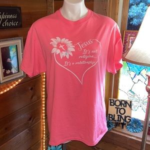 Hot pink Jesus t-shirt not religion a relationship